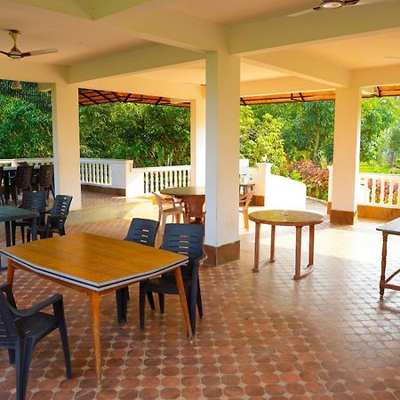 Bana The Wild Waters Hotel Muduvādi Exterior foto
